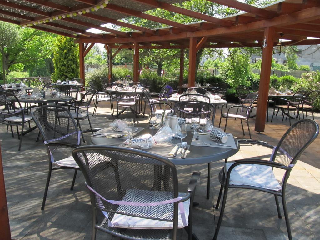 Penzion Eko Park Piestany Luaran gambar