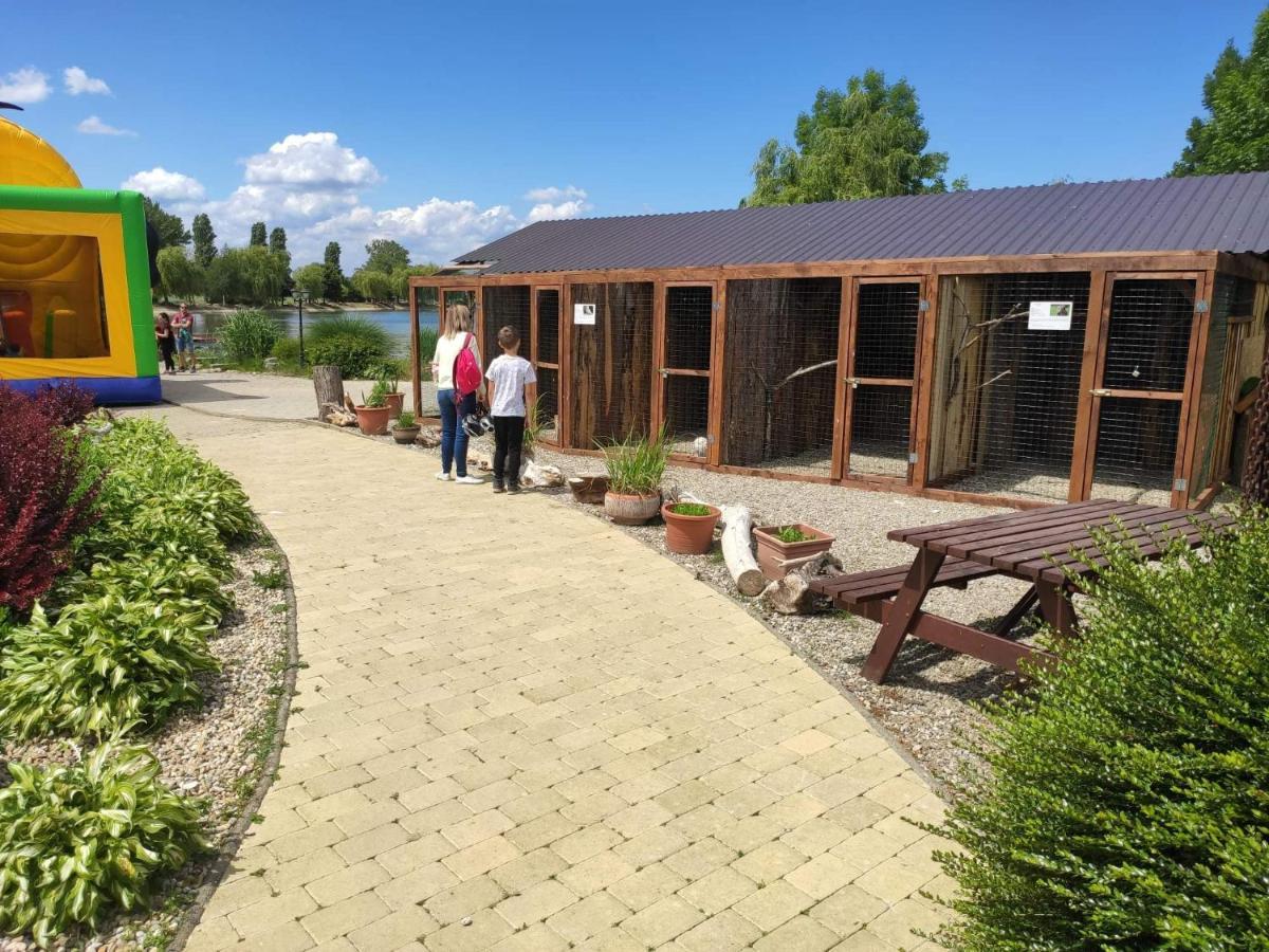 Penzion Eko Park Piestany Luaran gambar